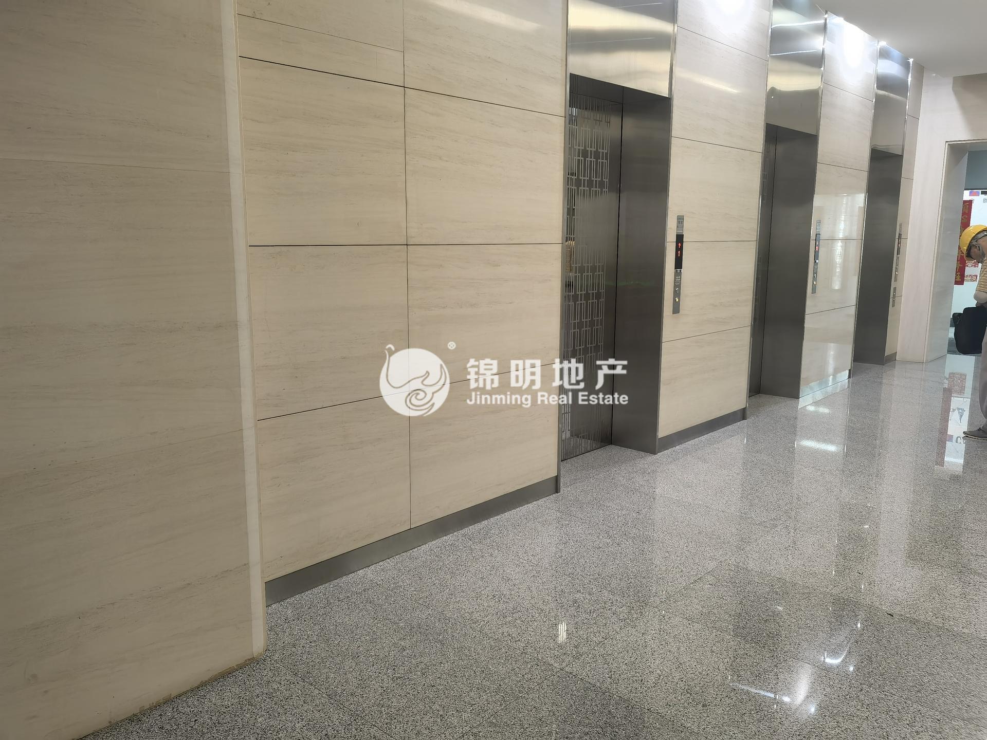 周家嘴路北美广场104平米写字楼出租